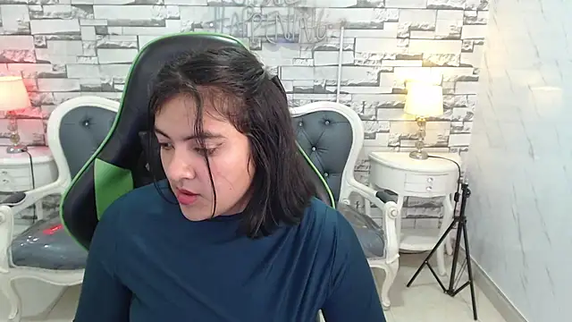 Živá chatovací místnost amalia_a