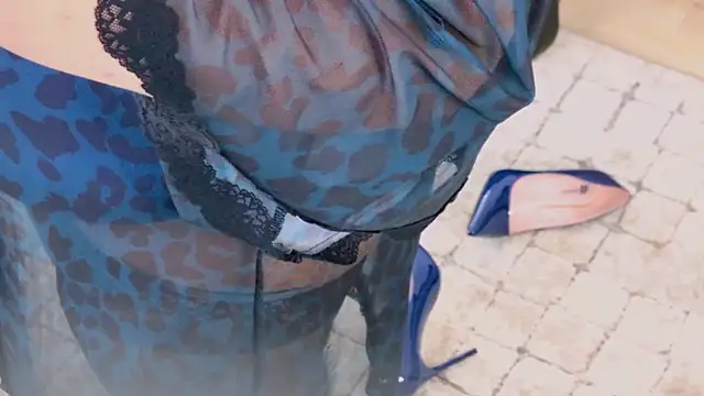 חדר צ'אט בשידור חי של Arya_Eve