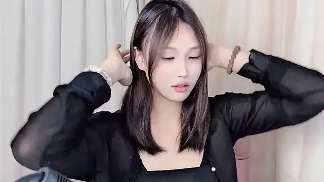 xiaolaopo8's Live Chat Room