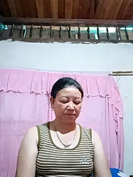 Lena_9x's Live Chat Room