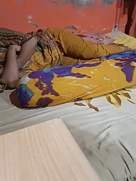 Jhunaki-Couple live-chat rom