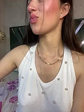 Živá chatovací místnost aly_16