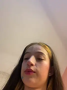 aly_16 Live Chatraum