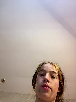 aly_16 Live Chatrum