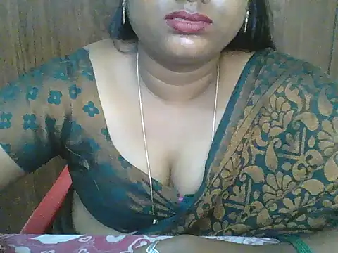 Živá chatovací místnost Tamil_hot_Shalini