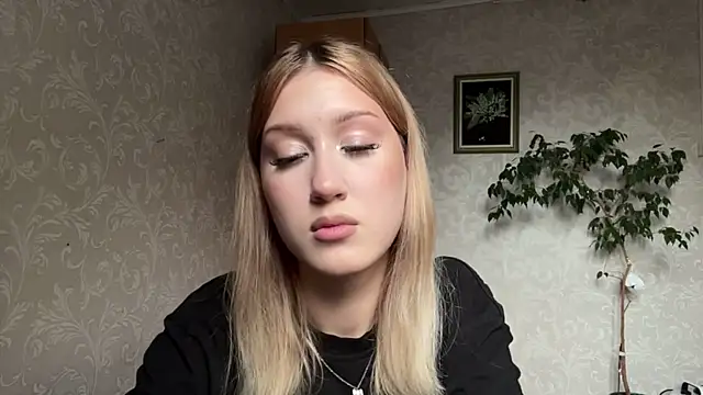 ArianneQuilantang's Webcam Show