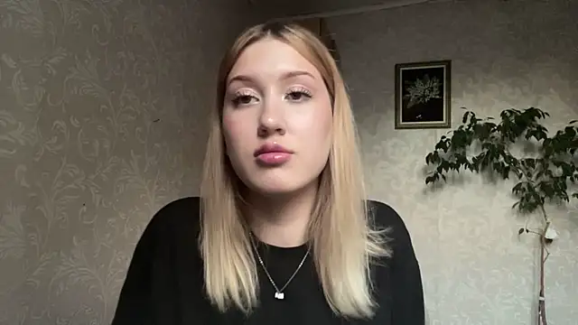 ArianneQuilantang's Live Chat Room