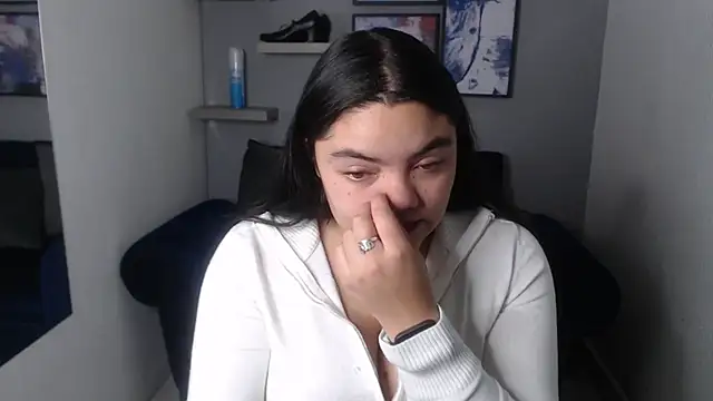 euphoriabigass' Live Chat Room
