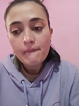 Belle-Eva's Live Chat Room