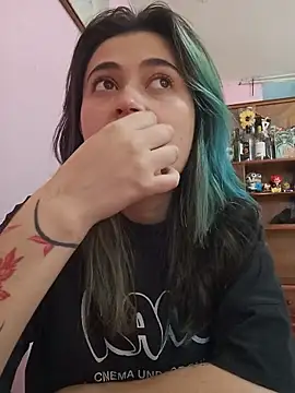 Chat ao vivo de Belle-Eva