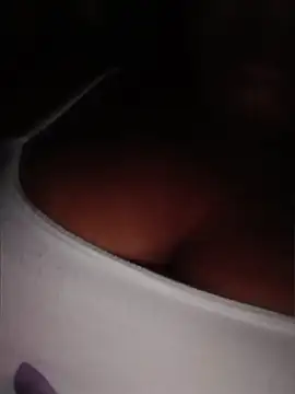 karolbbhot লাইভ চ্যাট রুম
