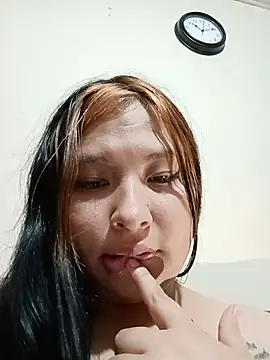 Cherry-kisse's Live Chat Room
