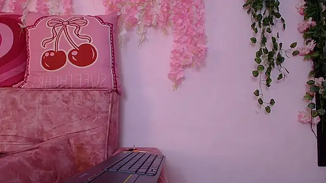 Bella__storm чат на живо