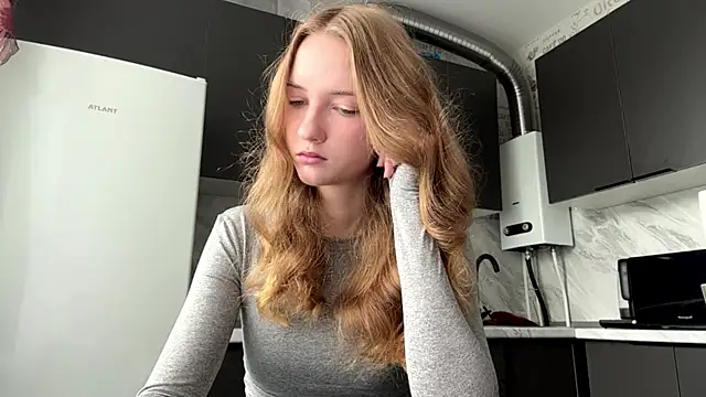 Živá chatovací místnost LuiseFurbeck