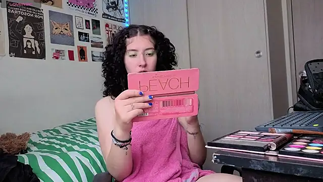 Chat soba uživo modela dakota_santos