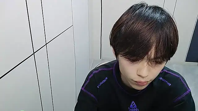 T2028T's Live Sex Cam Show