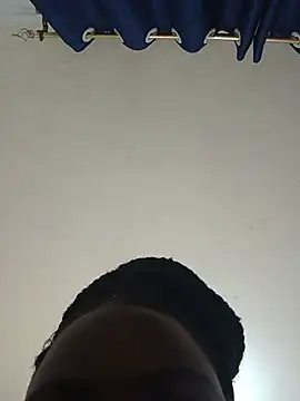 Živá chatovací místnost Thickyebony