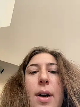 kate_nicepops332222 Adlı Modelin Canlı Sohbet Odası