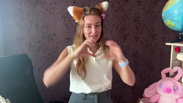 ChereeTyms' Live Sex Cam Show