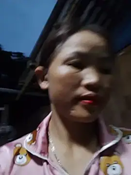 Mie-Miee's Live Chat Room