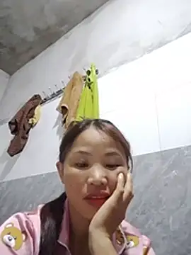 ห้องแชทสดของ Mie-Miee