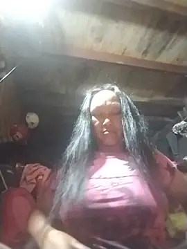 Živá chatovací místnost Henrymay77