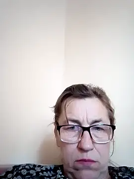 velvetsky651's Live Chat Room