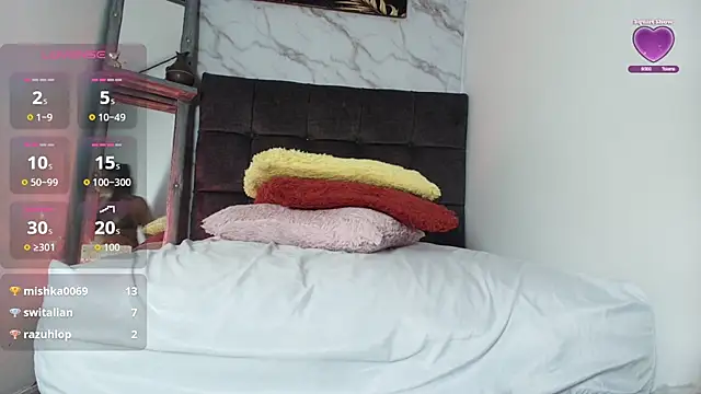 Živá chatovací místnost ebi_velvet
