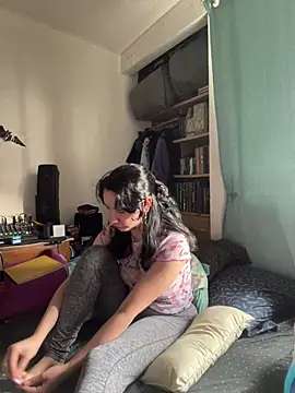 DiviNina чат на живо