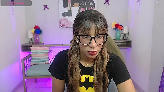 Chat soba uživo modela Ariavelvett_