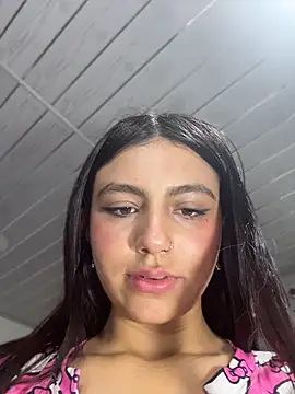 Eimy_Bloom_ чат на живо