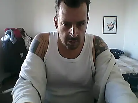 DaddyCloudLatin – live sex-cam-show