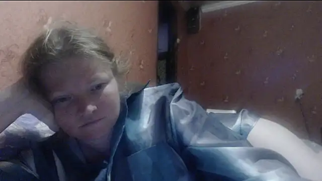 Živá chatovací místnost CharleyReidy