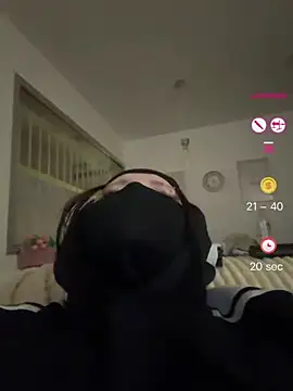 Онлайн чат hk1ttyyyyxxx