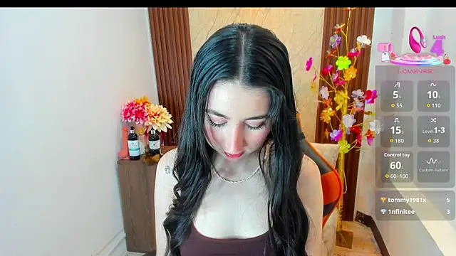 Živá chatovací místnost Ayla_min