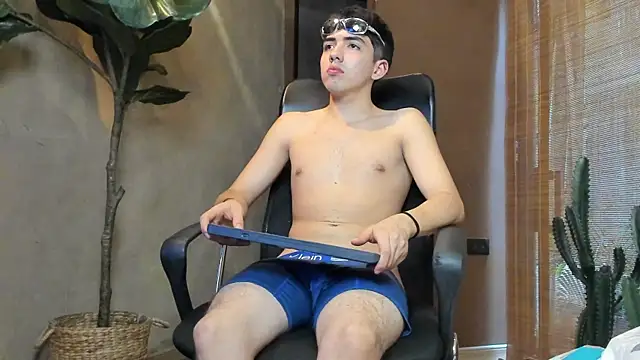 AxelStong Webcamshow