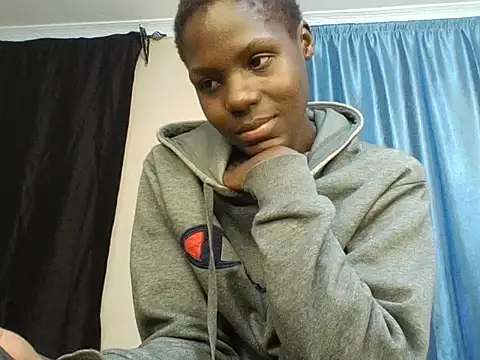 Chat soba uživo modela Lesley_pinkie