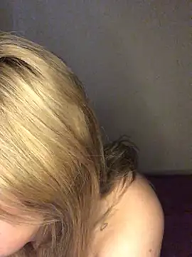 EmillySinn – live chatrum