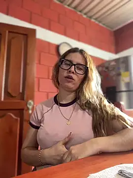 ห้องแชทสดของ Jenna1_