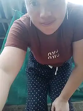 Chat soba uživo modela Hopeful_99