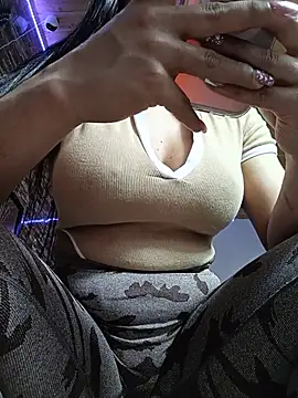 Chat soba uživo modela Ariana_Rios01