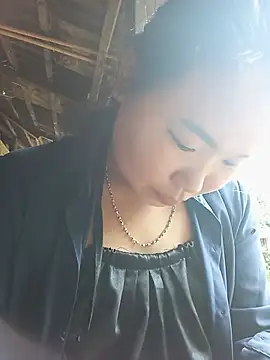 Linh-miulu – live chatrum