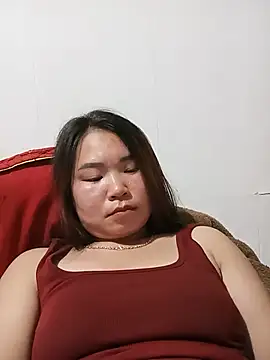 Chat soba uživo modela Linh-miulu