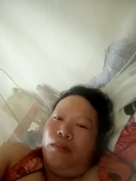 Queenie9z 실시간 채팅방