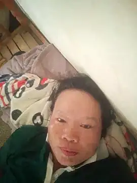 Živá chatovací místnost Queenie9z