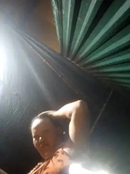 Queenie9z – live chatrum