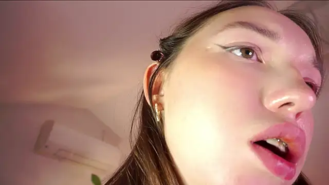 CecileBrickstone – live chatrum