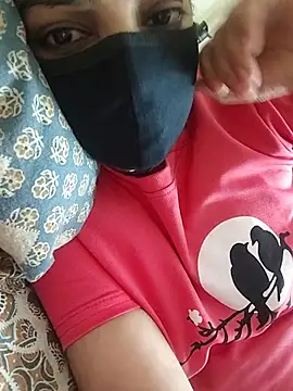 Hot_pooja2 Adlı Modelin Canlı Sohbet Odası