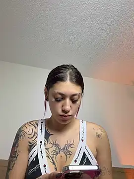 Cherry_Velour_ Cameră chat live