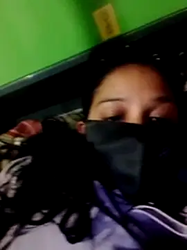 Priya_sharma16 live-chat rom